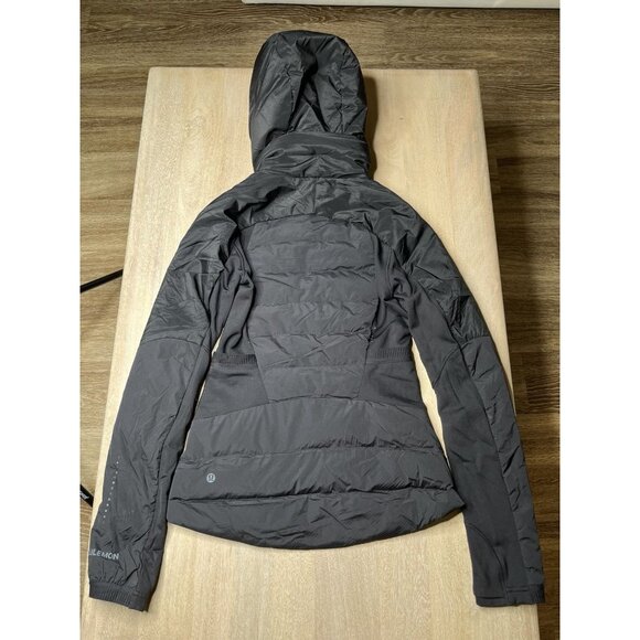 Lululemon Down for It All Jacket Black Size 2 - Picture 7 of 7